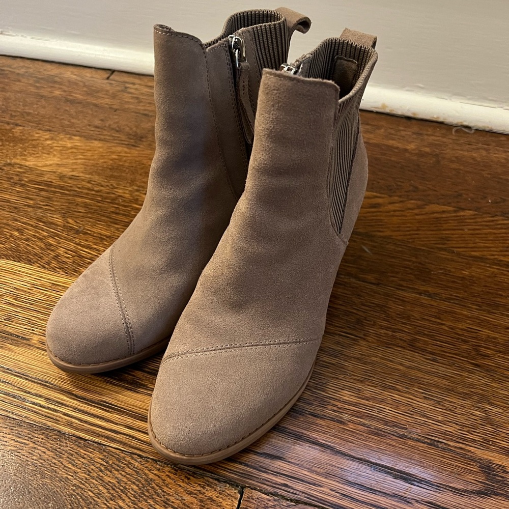 Toms wedge ankle bootie